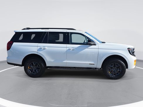 New 2026 Ford Expedition Tremor image 4