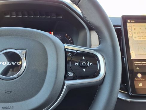 New 2026 Volvo XC90 B6 Ultra image 16