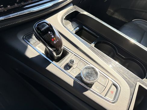 Used 2023 Cadillac Escalade ESV Sport w/ Touring Package image 25