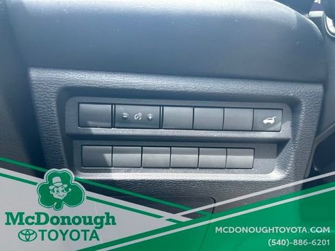 Used 2023 Mitsubishi Outlander SEL AWD/4WD image 16