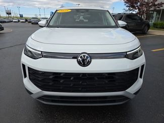 Used 2025 Volkswagen Tiguan SE AWD/4WD video 2
