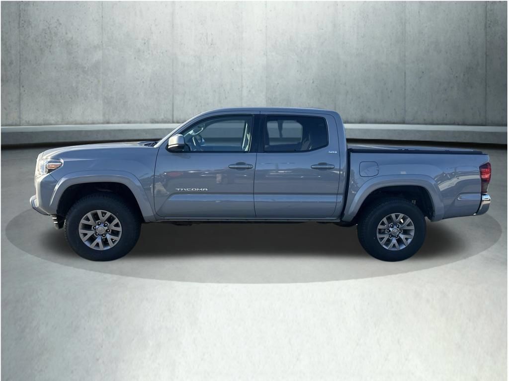 Used 2019 Toyota Tacoma SR5 AWD/4WD image 2