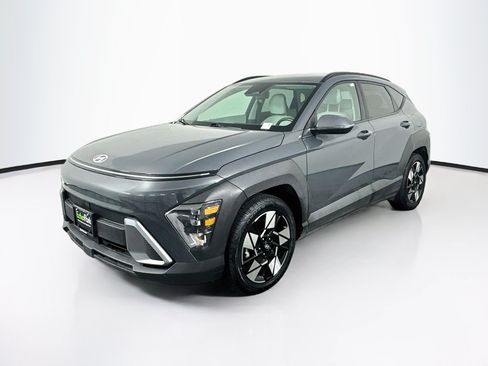 Used 2024 Hyundai Kona SEL FWD image 3