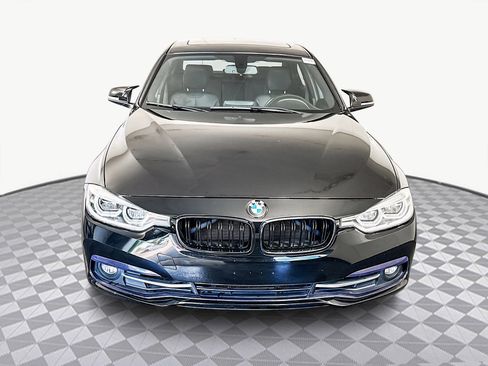 Used 2018 BMW 330i Sedan image 2