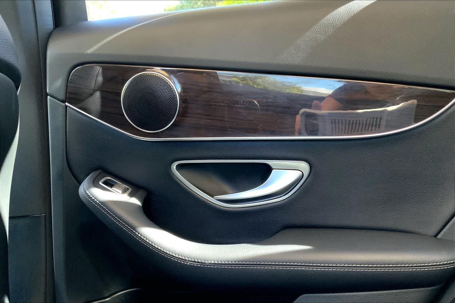 Used 2018 Mercedes-Benz C 300 4MATIC Sedan image 36