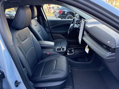 New 2025 Ford Mustang Mach-E Premium w/ Interior Protection Package AWD/4WD image 47