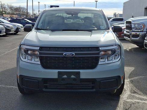 Certified 2022 Ford Maverick XLT image 2