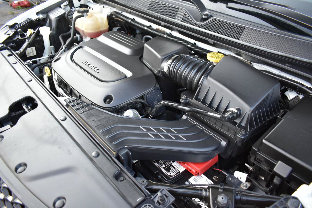 Used 2022 Chrysler Pacifica Touring-L FWD image 50