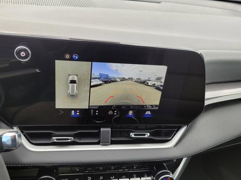 New 2026 Chevrolet Equinox LT w/ Convenience Package II image 19