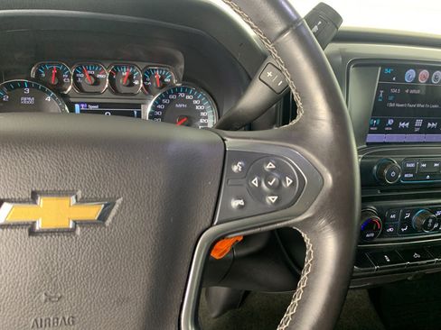 Used 2018 Chevrolet Silverado 1500 LT w/ Texas Edition image 21