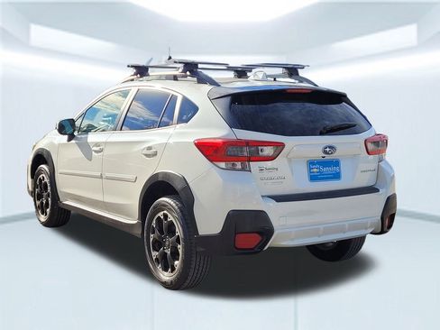 Used 2021 Subaru Crosstrek 2.0i Premium image 4
