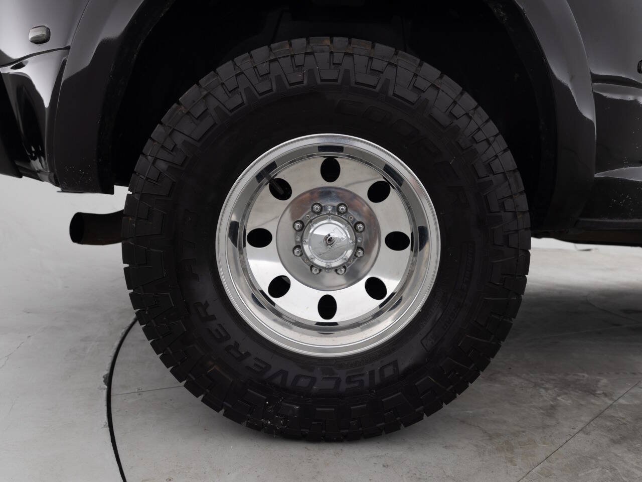 Used 2018 RAM 3500 Laramie w/ Sport Appearance Group AWD/4WD image 19