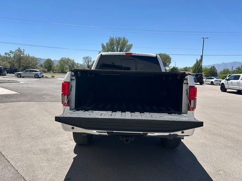 Used 2018 Ford F150 Lariat w/ Equipment Group 501A Mid AWD/4WD image 5