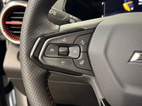 New 2026 Chevrolet Trax RS w/ Sunroof Package image 32