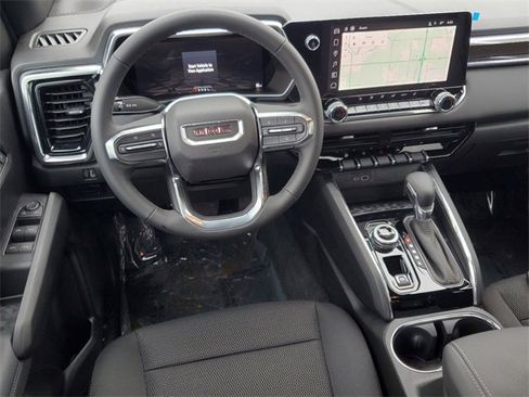 New 2025 GMC Canyon Elevation w/ Convenience Package image 9