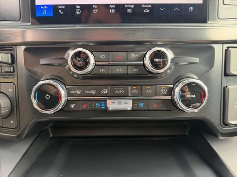 Certified 2025 Ford F450 Lariat w/ FX4 Off-Road Package AWD/4WD image 17