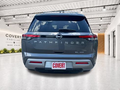 Used 2023 Nissan Pathfinder SL AWD/4WD image 9