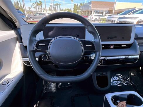 Certified 2022 Hyundai Ioniq 5 SE w/ Cargo Package image 7