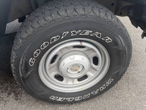 Used 2014 Ford F250 XL w/ Snow Plow Prep Package AWD/4WD image 19