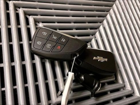 Used 2025 Chevrolet Tahoe High Country w/ Sun And Tow Package image 11