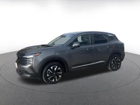 Used 2025 Nissan Kicks SV image 8