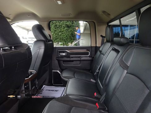 Used 2022 RAM 2500 Laramie AWD/4WD image 22