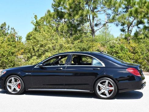 Used 2015 Mercedes-Benz S 63 AMG 4MATIC Sedan image 4