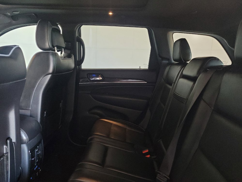 Used 2020 Jeep Grand Cherokee Overland AWD/4WD image 18