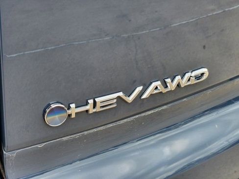 Used 2025 Toyota Crown Signia image 19