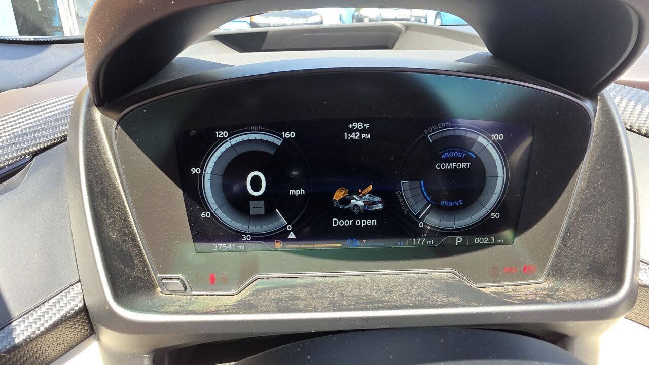 Used 2019 BMW i8 Roadster AWD/4WD image 35