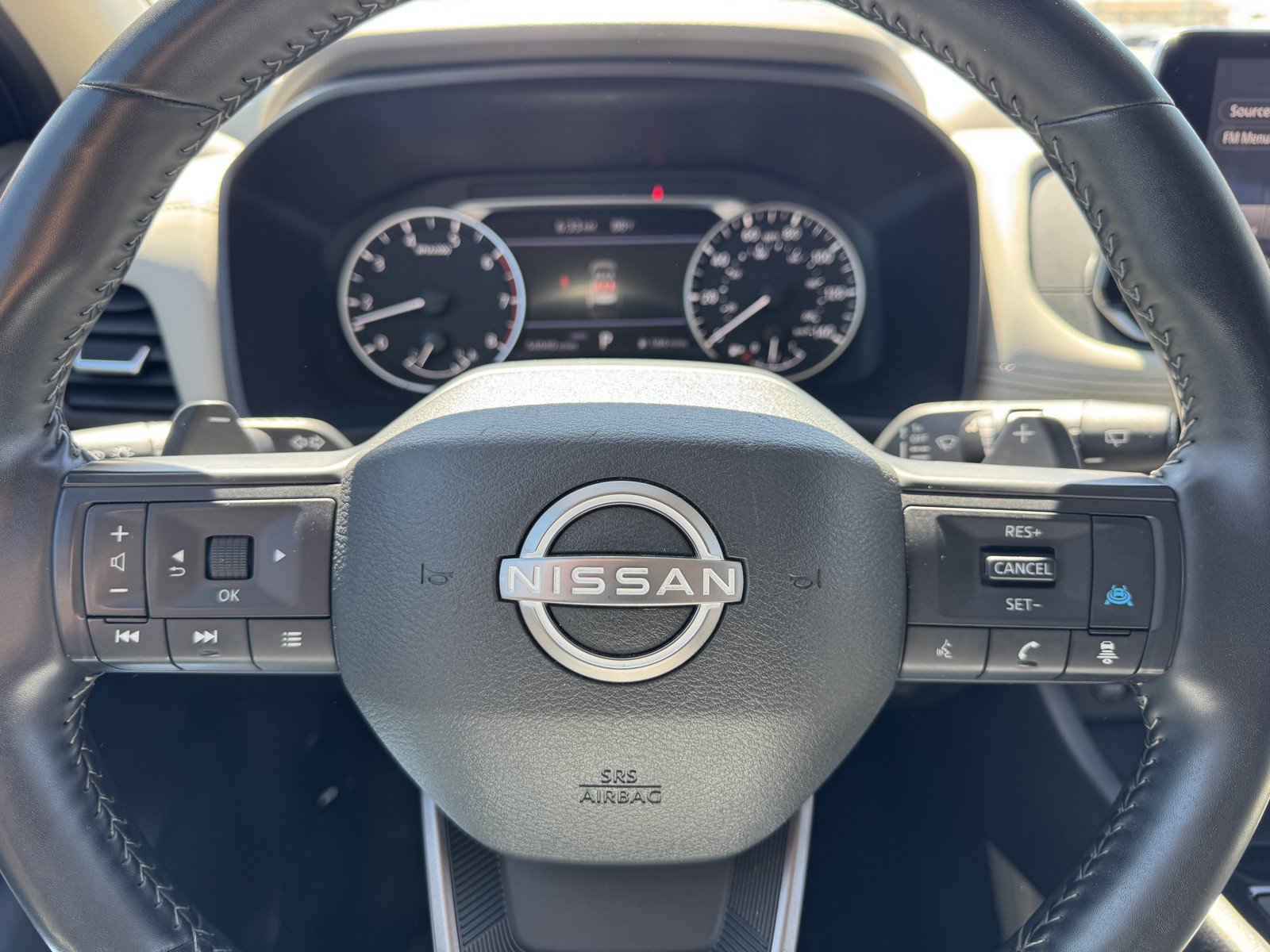 Used 2025 Nissan Rogue SV AWD/4WD image 25