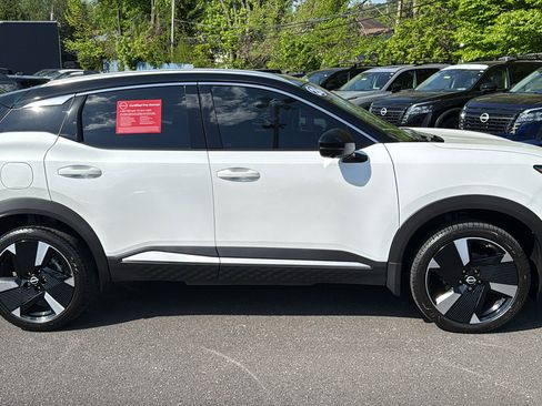 Used 2026 Nissan Kicks SR w/ SR Premium Package AWD/4WD image 27