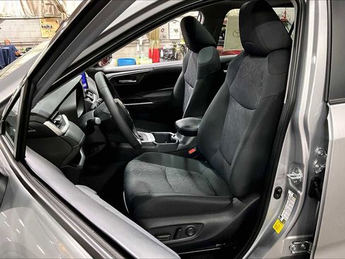 New 2025 Toyota RAV4 XLE image 9