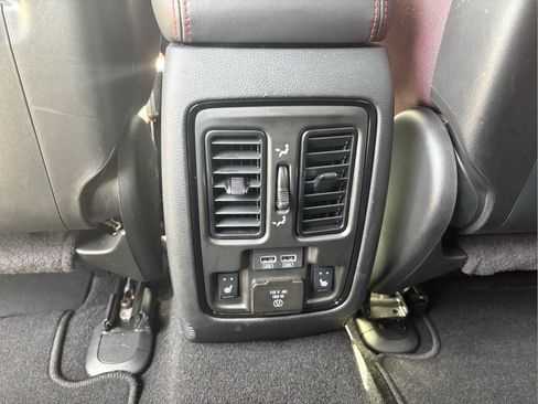 Used 2024 Dodge Durango R/T AWD/4WD image 25