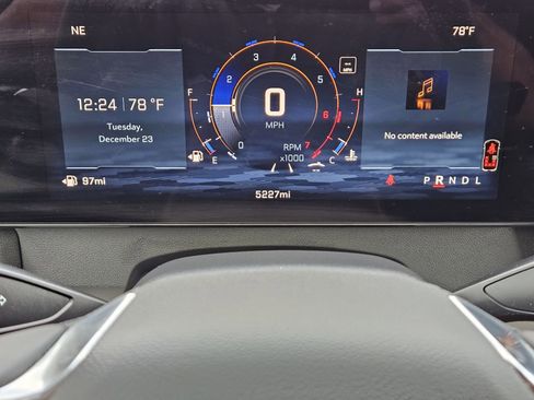 Certified 2026 Chevrolet Traverse LT w/ Driver Confidence Package image 18