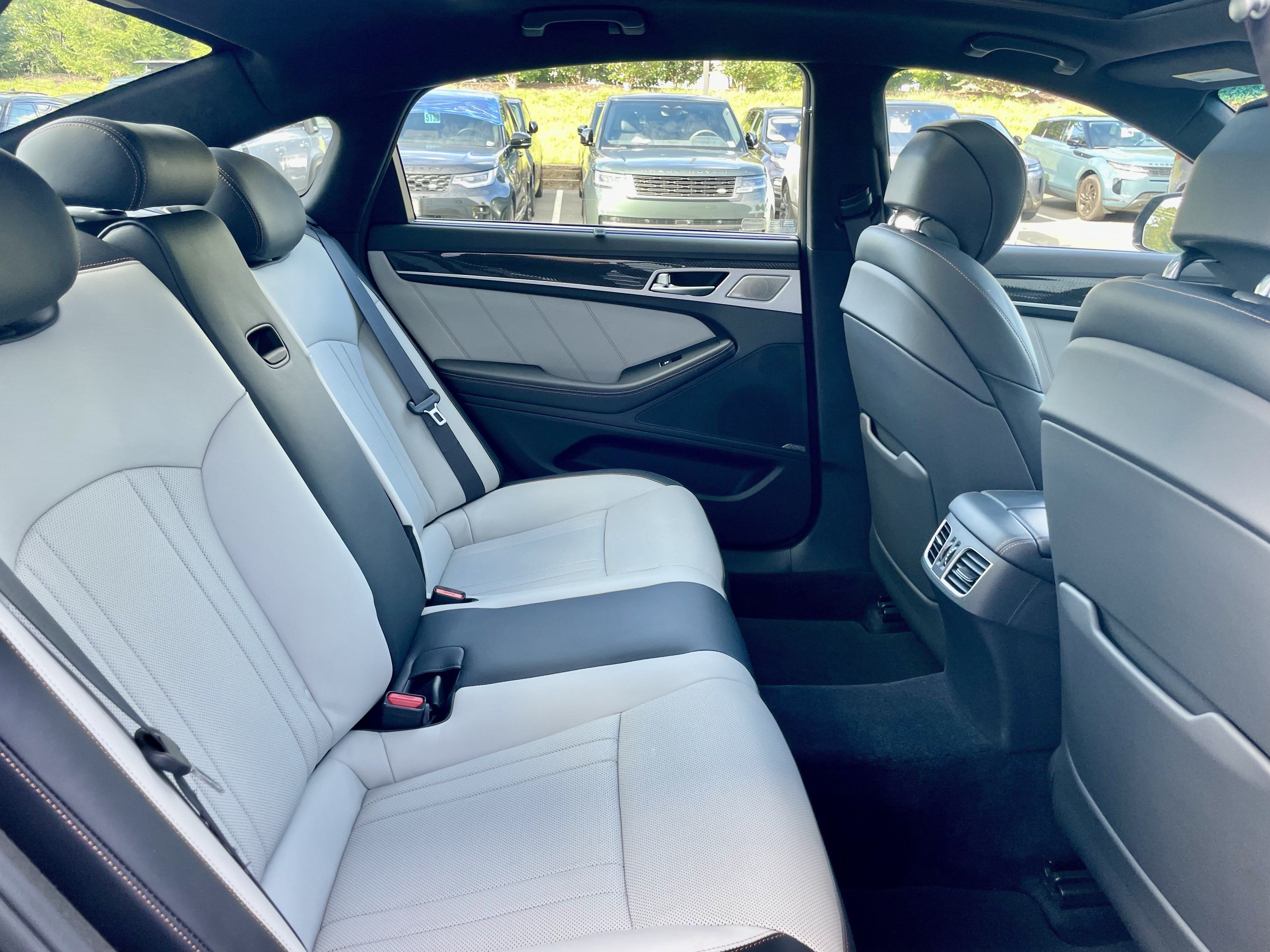 Used 2019 Genesis G80 3.3T Sport RWD image 31