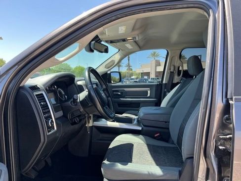 Used 2019 RAM 1500 Classic SLT RWD image 21