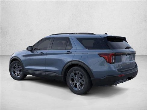 New 2026 Ford Explorer Active w/ Active Comfort Package image 4