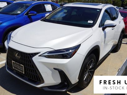 Used 2025 Lexus NX 250 FWD w/ Towing Package (2000 Lbs)