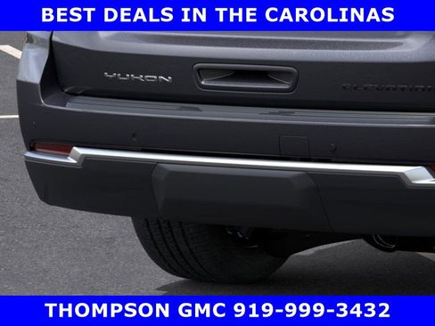 New 2026 GMC Yukon XL Elevation AWD/4WD image 17