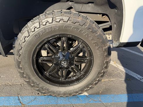 Used 2021 Chevrolet Silverado 1500 RST image 17