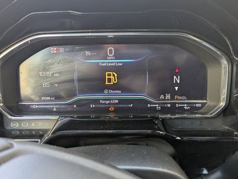 Used 2025 Chevrolet Silverado 2500 LT w/ Z71 Chrome Sport Edition image 20