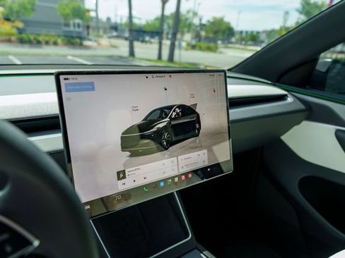 Used 2026 Tesla Model Y 2WD image 13