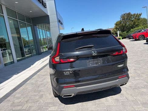 Used 2025 Honda CR-V Sport image 16