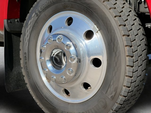 New 2025 Ford F450 Platinum AWD/4WD image 16