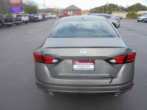 Used 2019 Nissan Altima 2.5 SR image 4