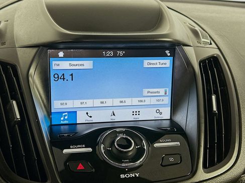 Used 2019 Ford Escape Titanium AWD/4WD image 15