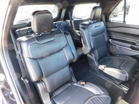 Used 2022 Ford Explorer ST w/ Equipment Group 401A image 23