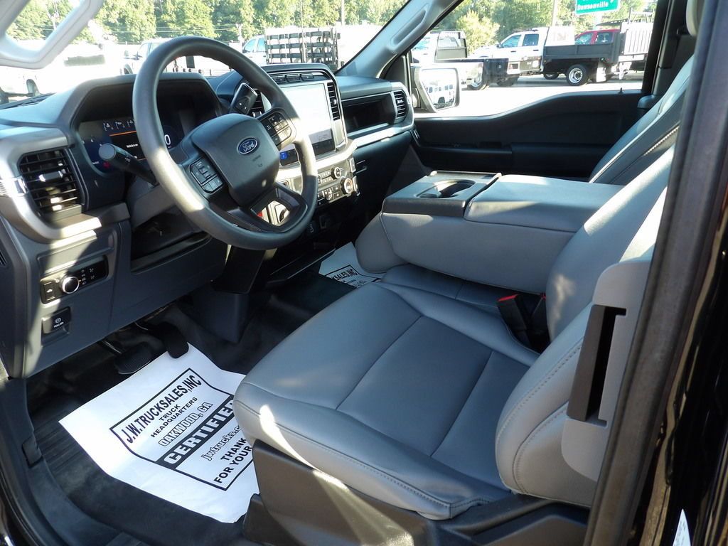 Used 2024 Ford F150 XL AWD/4WD image 16