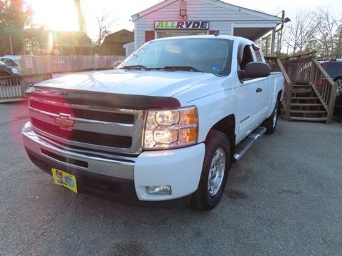 Used 2011 Chevrolet Silverado 1500 LT w/ All-Star Edition image 2